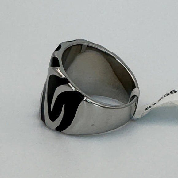 STAINLESS STEEL ZEBRA Ring Size US 8 Black Enamel Mobwife Oversized Statement - Picture 10 of 16